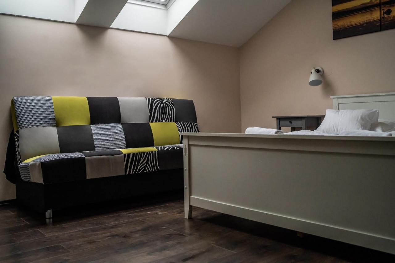 Accomo Apartmanház Siófok Esterno foto